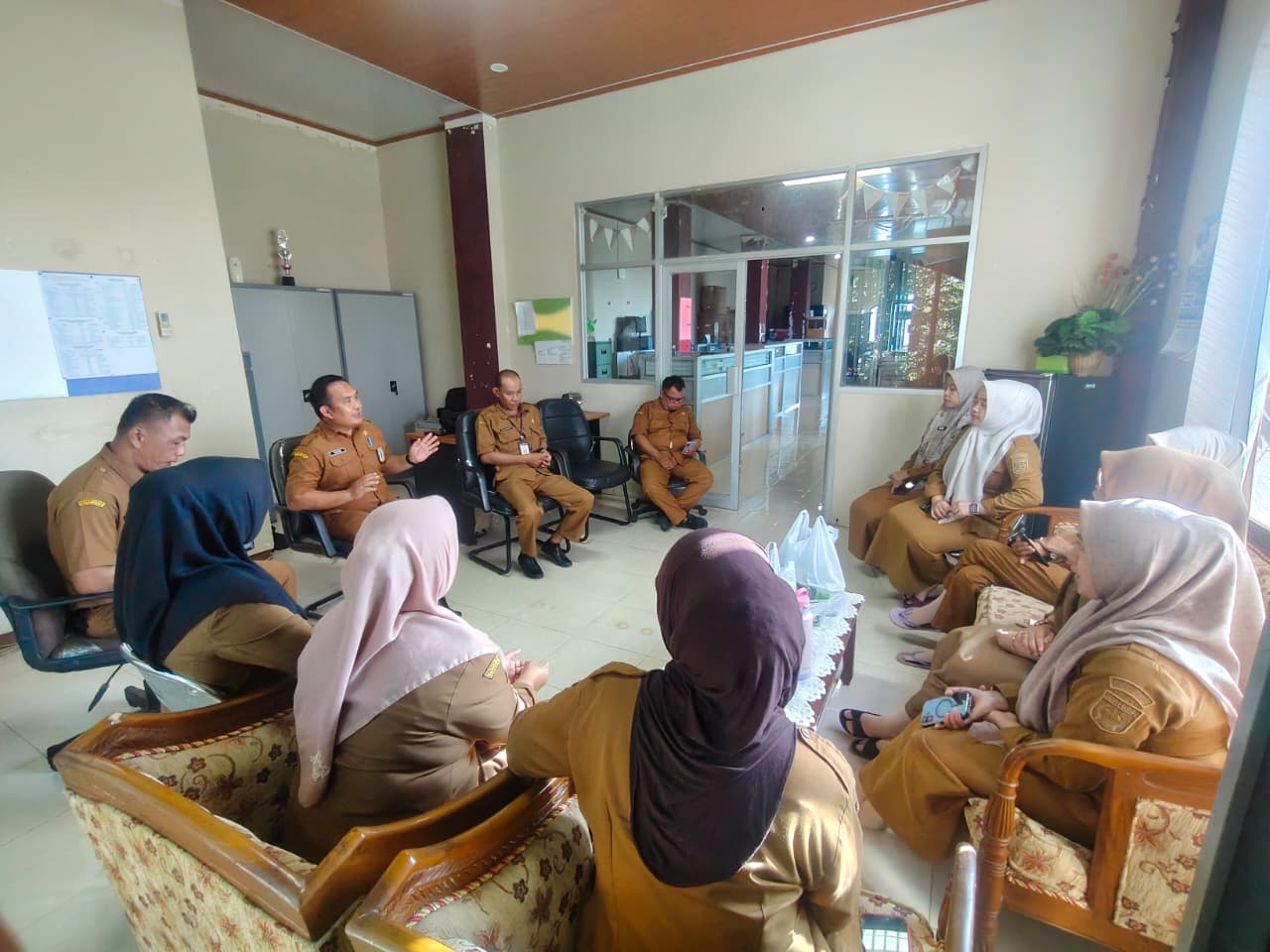 SUBBAGIAN PROTOKOL DAN PUBLIKASI PERKUAT KOORDINASI TINGKATKAN FASILITASI KEGIATAN DPRD