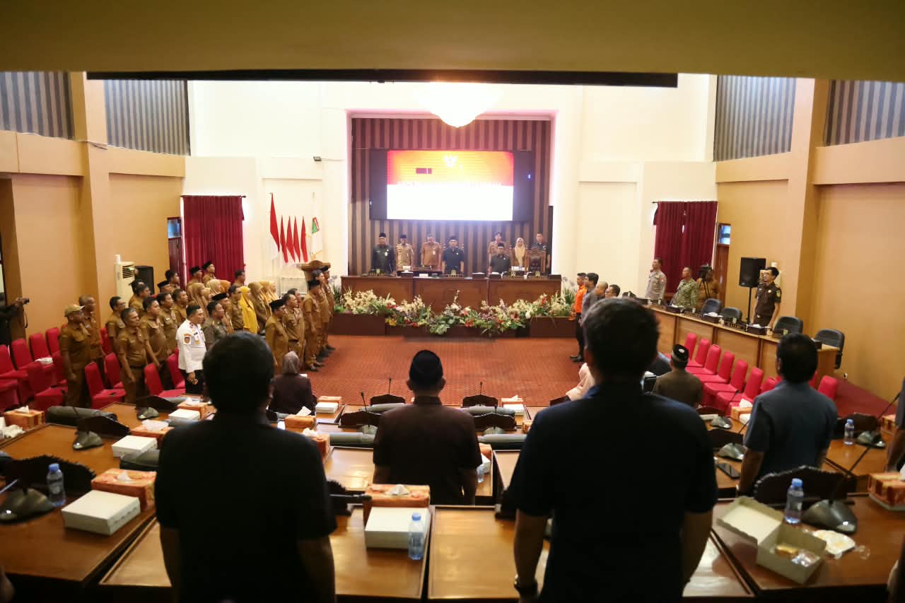 DPRD TANAH BUMBU GELAR PARIPURNA, BUPATI SAMPAIKAN JAWABAN ATAS PEMANDANGAN UMUM FRAKSI